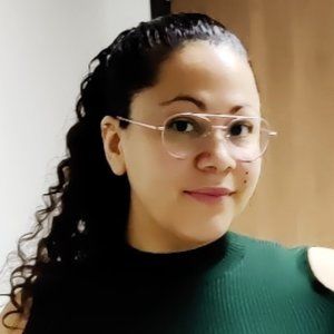 Meet your Posher, Vee